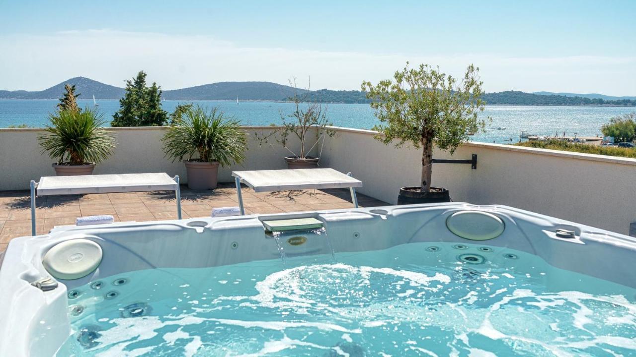 Apartments Luka Vodice Exterior photo